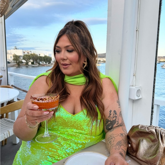 Meet your Posher, Lauren - Picture 10 of 17